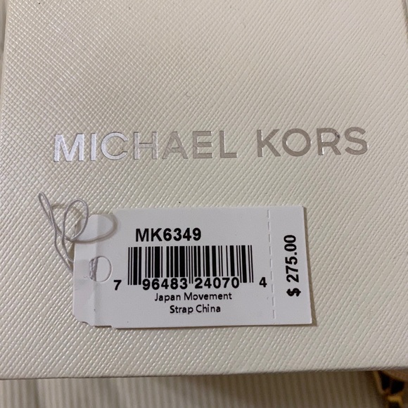 Michael Kors Women’s Watch - Picture 2 of 2